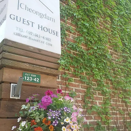 Cheongdam Ladies Guesthouse In Seoul