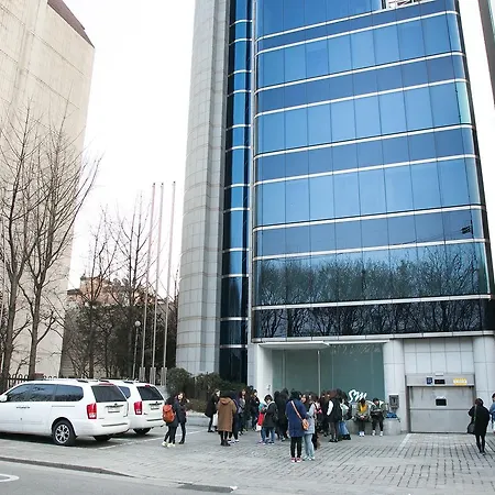 Cheongdam Ladies Guesthouse In Seoul